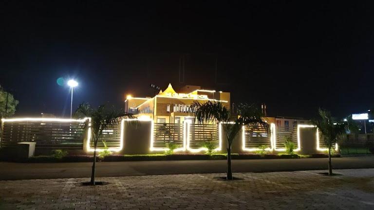 The Celestial Park, Bhopal Hotel Exterior foto